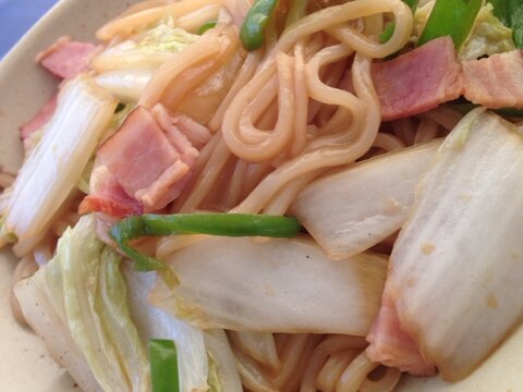 すき焼きのタレで焼うどん レシピ 作り方 By ろみちゃん 楽天レシピ すき焼きのタレで焼うどん レシピ 作り方 By ろみちゃん 楽天レシピ
